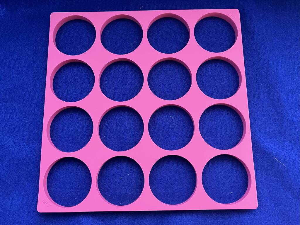 LivyLu’s Silicone “Perfect Cookie Mold”
